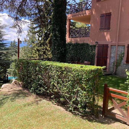 Apartamento con jardín - Montana Park Enveitg Exterior foto